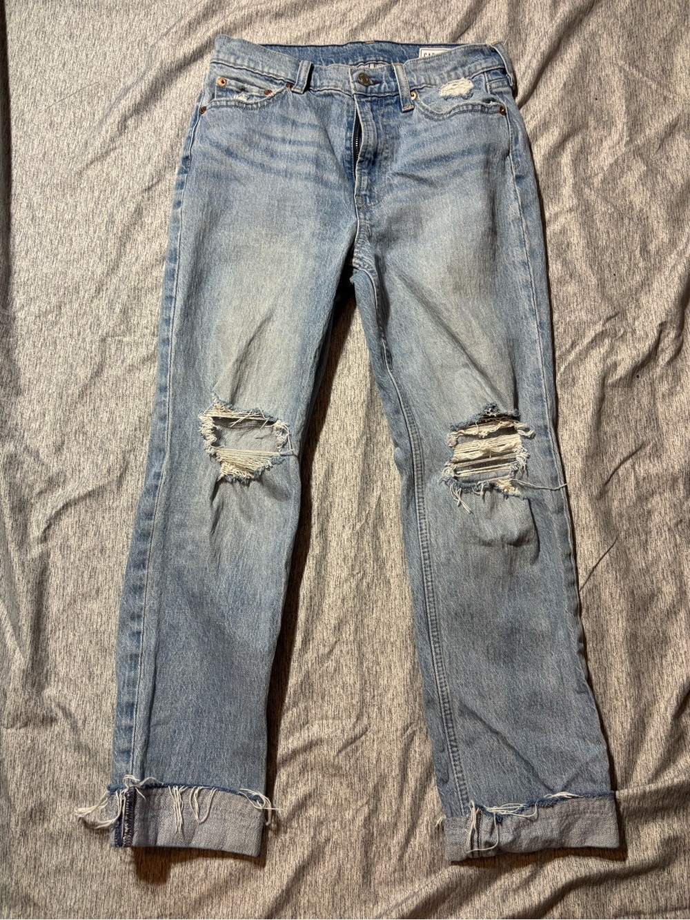 GAP Light Blue Distressed Cheeky Straight Hi Rise Jeans - Picture 1 of 3